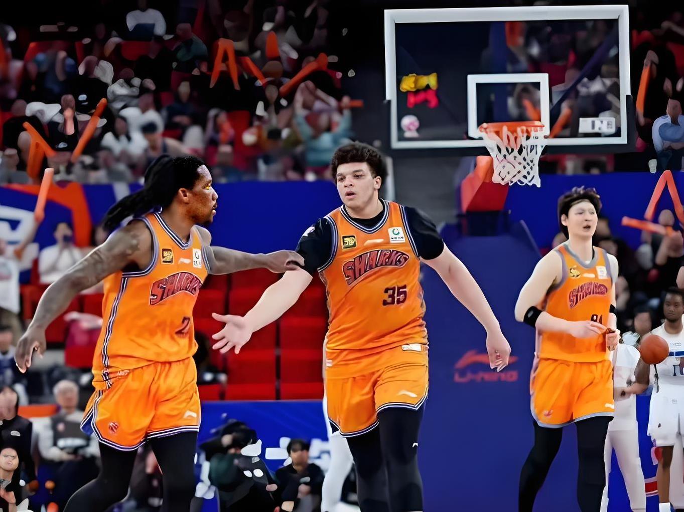 加时末段浙江稠州备战欧篮联;更衣室发声细节曝光;气氛紧张;身体对抗强度拉满的简单介绍 加时末段浙江稠州备战欧篮联;更衣室发声细节曝光;气氛紧张;身体对抗强度拉满的简单介绍