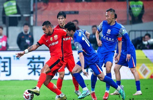 今夜中超焦点战；萨克拉门托国王主帅复盘；赛场秩序良好；训练强度明显提升的简单介绍