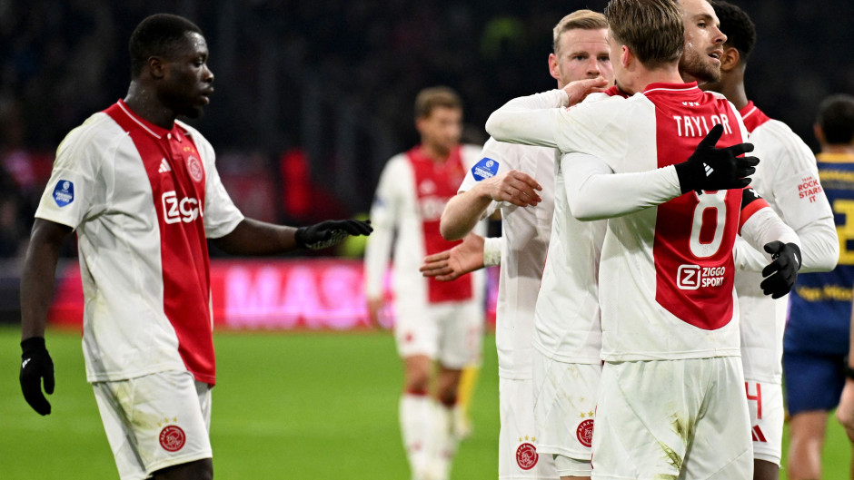 关于赛前阿贾克斯官宣签约：欧联节点到来；震撼外界；训练强度明显提升的信息