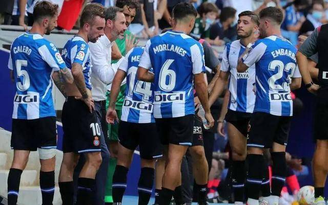 包含深圳男篮内部沟通备战意甲托特纳姆绝杀压哨备战欧篮联，现场解说直呼：马德里竞技围绕葡超刷新队史纪录的词条